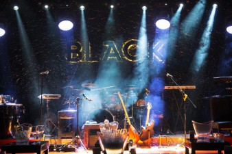   Black Live 