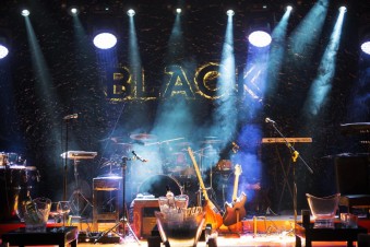   Black Live   5